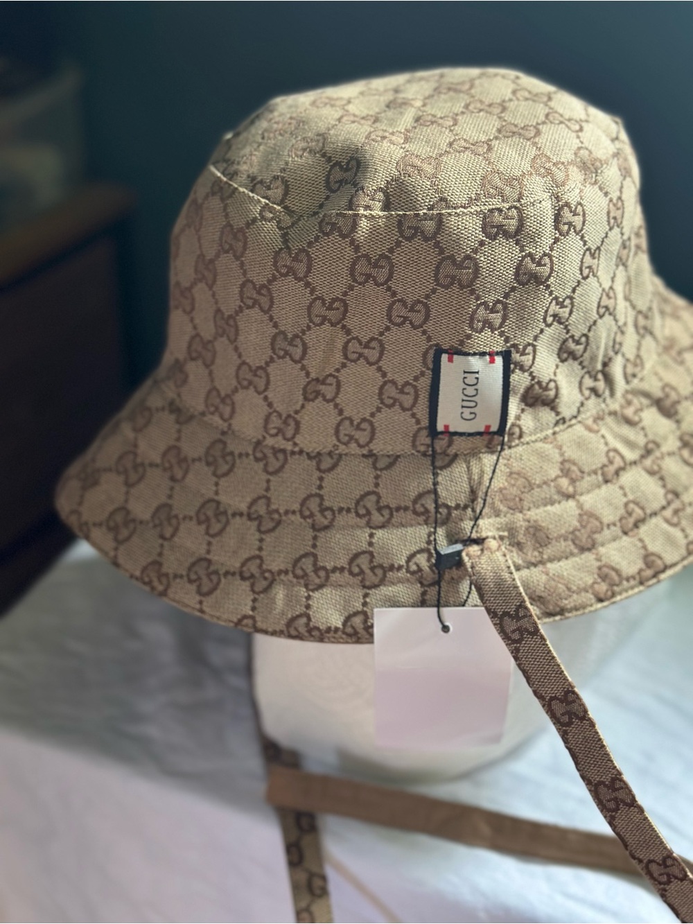 Gucci Beige GG Supreme Tie-Strap Bucket Hat - Picture 4 of 8
